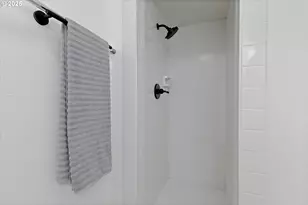 6114 NW Cherry St, Vancouver, WA 98663 - Photo 26