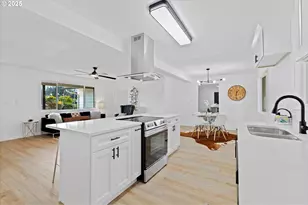 6114 NW Cherry St, Vancouver, WA 98663 - Photo 14