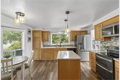 17810 NE 47th Ave, Vancouver, WA 98686 - Photo 10