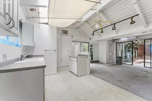 5335 SW Madrona St, Lake Oswego, OR 97035 - Photo 28