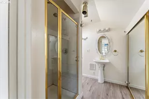 5335 SW Madrona St, Lake Oswego, OR 97035 - Photo 36