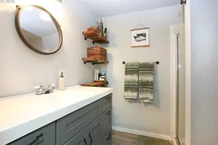 1158 S 39th St, Springfield, OR 97478 - Photo 20