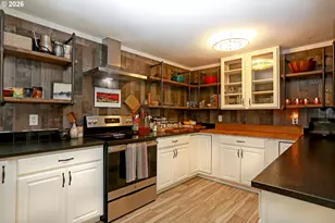 1158 S 39th St, Springfield, OR 97478 - Photo 8