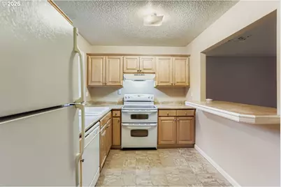 810 Yale Ave, Gladstone, OR 97027 - Photo 12