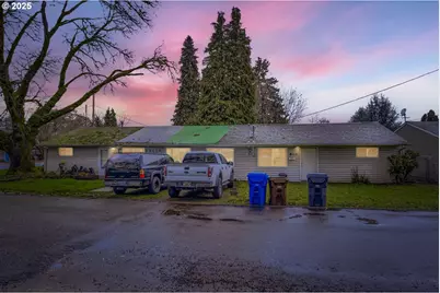 810 Yale Ave, Gladstone, OR 97027 - Photo 2