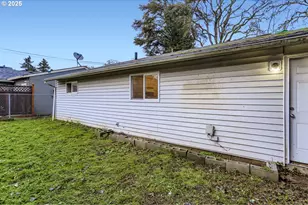 810 Yale Ave, Gladstone, OR 97027 - Photo 28