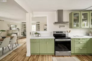 10227 N Macrum Ave, Portland, OR 97203 - Photo 6