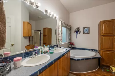 69664 McFarland Rd, North Bend, OR 97459 - Photo 24