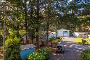 69664 McFarland Rd, North Bend, OR 97459 - Photo 40