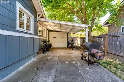 1722 Olive St, Eugene, OR 97401 - Photo 40