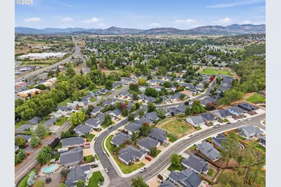 948 Black Wolf Ln, Eagle Point, OR 97524 - Photo 40