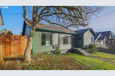 436 E 7th St, Coquille, OR 97423 - Photo 2