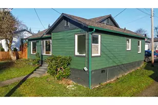 436 E 7th St, Coquille, OR 97423 - Photo 6