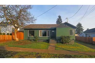 436 E 7th St, Coquille, OR 97423 - Photo 4