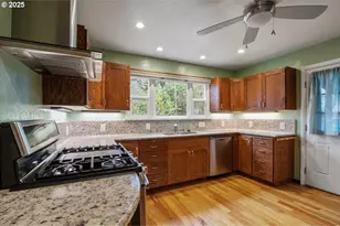 1725 24th St, Salem, OR 97301 - Photo 12
