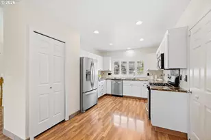 2195 W 28th Ave, Eugene, OR 97405 - Photo 14