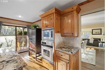 7585 SW Arbor Glen Ct, Wilsonville, OR 97070 - Photo 24