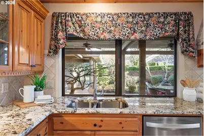 7585 SW Arbor Glen Ct, Wilsonville, OR 97070 - Photo 18