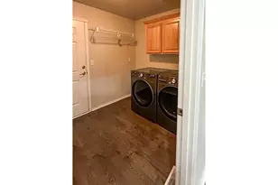 2409 SE Chinaberry Ave, Roseburg, OR 97470 - Photo 12