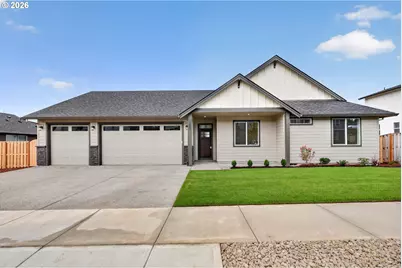 2842 NE Justus Ave #29, Estacada, OR 97023 - Photo 2