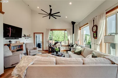 214 Bootjack Ln, Kelso, WA 98626 - Photo 10