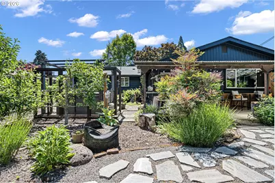 341 Hardy Ave, Eugene, OR 97404 - Photo 38