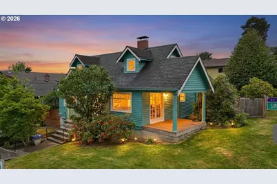 1235 SW Cheltenham St, Portland, OR 97239 - Photo 2