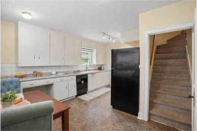 1235 SW Cheltenham St, Portland, OR 97239 - Photo 22