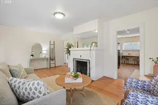 1235 SW Cheltenham St, Portland, OR 97239 - Photo 10