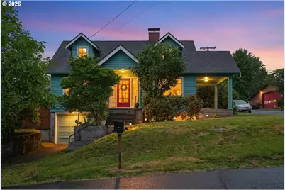 1235 SW Cheltenham St, Portland, OR 97239 - Photo 1