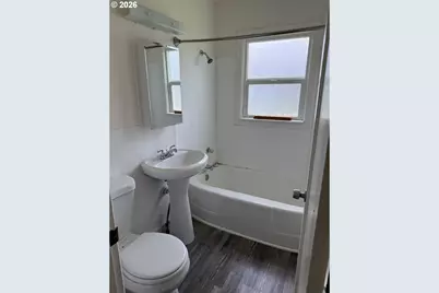 278 Colorado St, Longview, WA 98632 - Photo 6