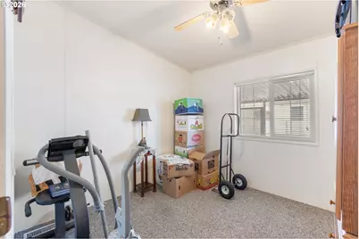 550 S State St #15, Sutherlin, OR 97479 - Photo 22