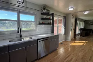 795 W Old Melrose Rd, Roseburg, OR 97471 - Photo 14