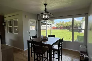 795 W Old Melrose Rd, Roseburg, OR 97471 - Photo 16