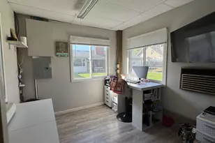 795 W Old Melrose Rd, Roseburg, OR 97471 - Photo 38