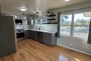 795 W Old Melrose Rd, Roseburg, OR 97471 - Photo 10
