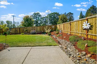 469 NW Crater Lake Dr, Dallas, OR 97338 - Photo 44