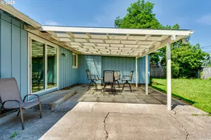 1141 W 24th Ave, Eugene, OR 97405 - Photo 22
