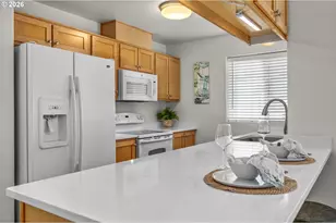 15040 SW Mallard Dr, Beaverton, OR 97007 - Photo 14