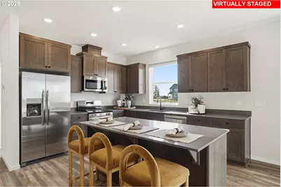 398 NE Hunter Dr, Estacada, OR 97023 - Photo 4