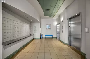 1620 NE Broadway St, Portland, OR 97232 - Photo 4