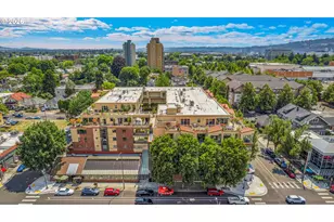 1620 NE Broadway St, Portland, OR 97232 - Photo 32
