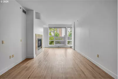 1620 NE Broadway St #432, Portland, OR 97232 - Photo 12