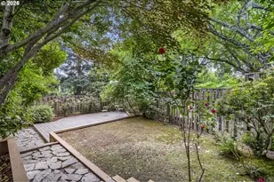 13876 Provincial Hill Dr, Lake Oswego, OR 97035 - Photo 28
