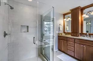 13876 Provincial Hill Dr, Lake Oswego, OR 97035 - Photo 16