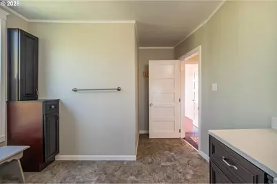 1576 Union Ave, North Bend, OR 97459 - Photo 32