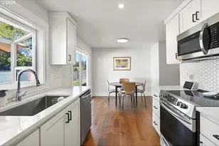 9809 SW 130th Ave, Beaverton, OR 97008 - Photo 12