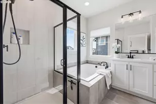 6837 SE Provence St, Hillsboro, OR 97123 - Photo 24