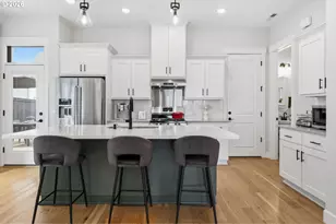 6837 SE Provence St, Hillsboro, OR 97123 - Photo 12