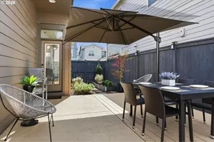 6837 SE Provence St, Hillsboro, OR 97123 - Photo 32